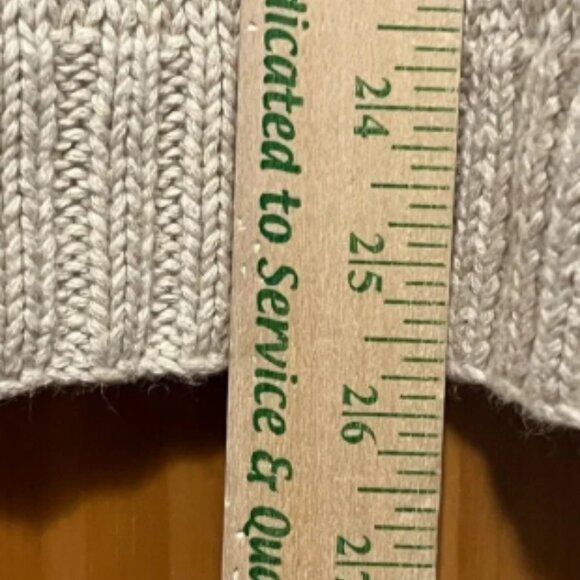 Holiday Lodge Vintage Cream & Blue Turtleneck Sweater Winter Scene Medium NWT - Picture 8 of 10